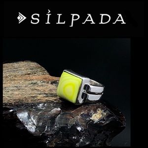 Silpada Retired Solid Sterling Silver Green Mother of Pearl Ring